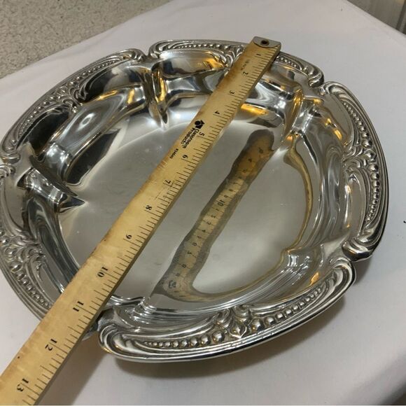 Wilton Armetale Belle Mont 12 inch Serving Bowl Design By Juan Vela Studios - Picture 8 of 9